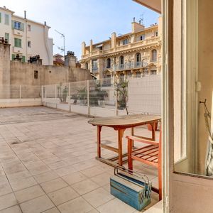 Property in Carre d'Argent