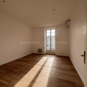 Property in Carre d'Argent