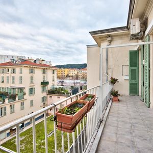 Property in Carre d'Argent