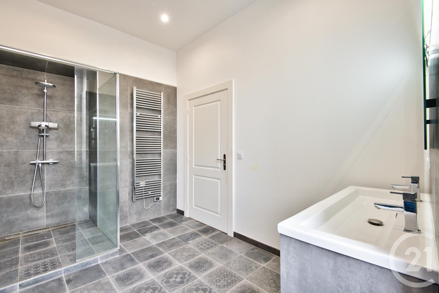 Property photo in Carre d'Argent