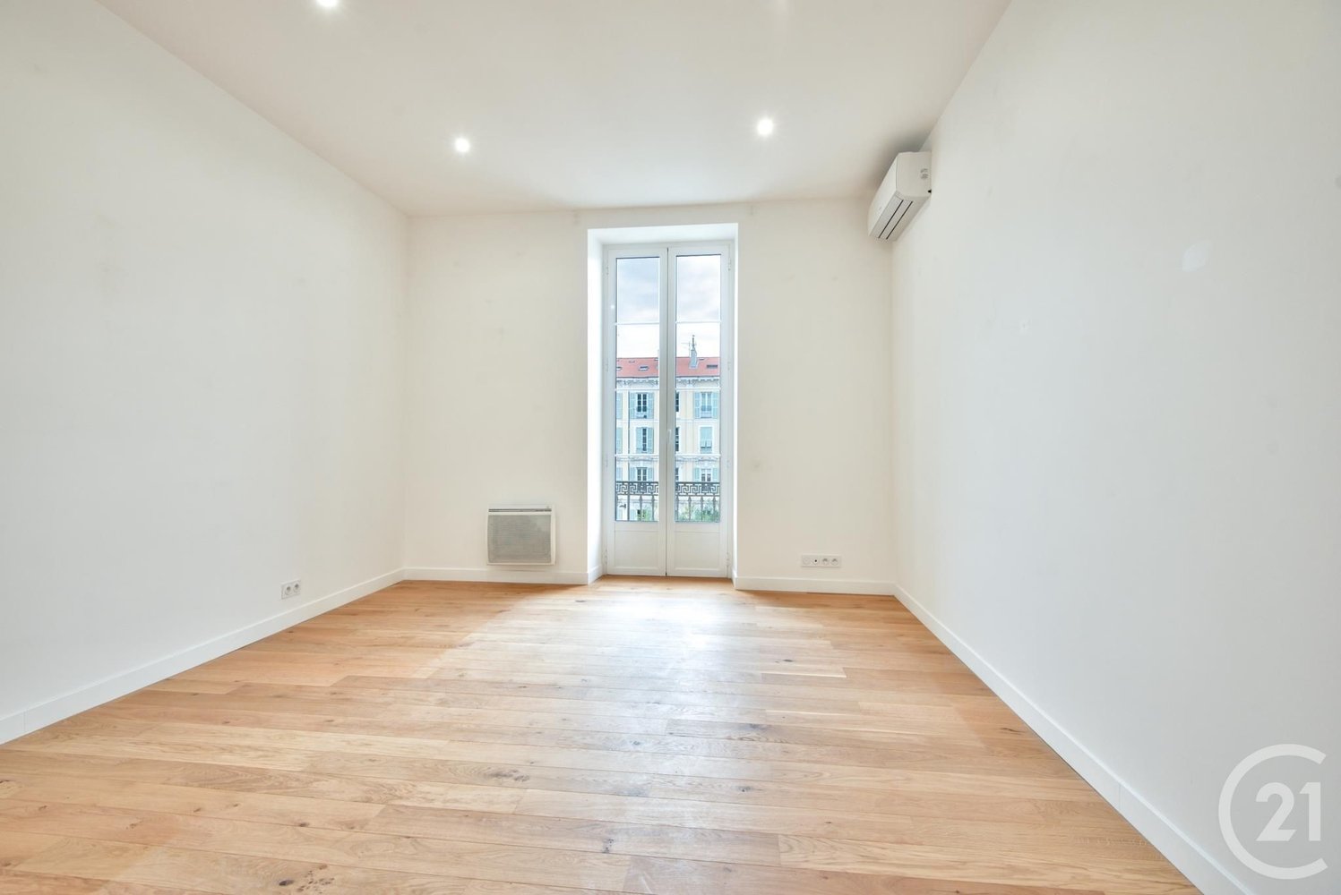 Property photo in Carre d'Argent