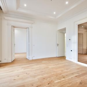 Property in Carre d'Argent