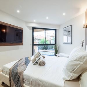 Property in Carre d'Argent