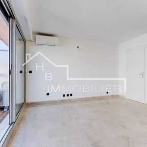 Property in Carre d'Argent