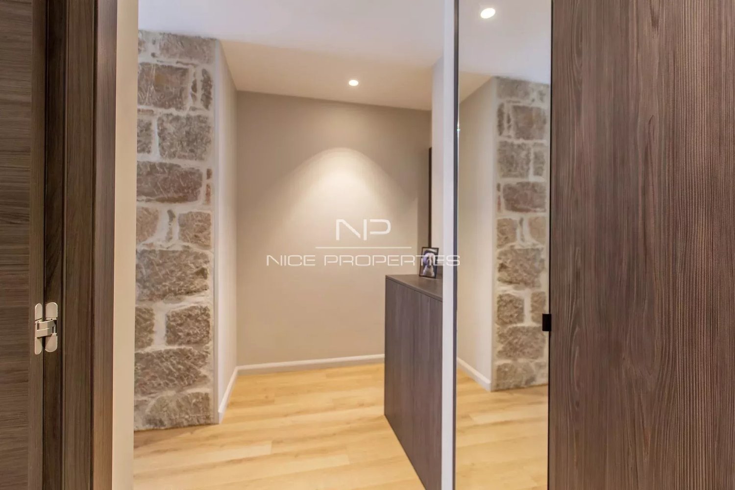 Property photo in Carre d'Argent