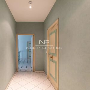 Property in Carre d'Argent