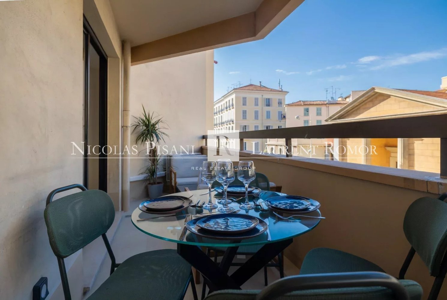 Property photo in Carre d'Argent