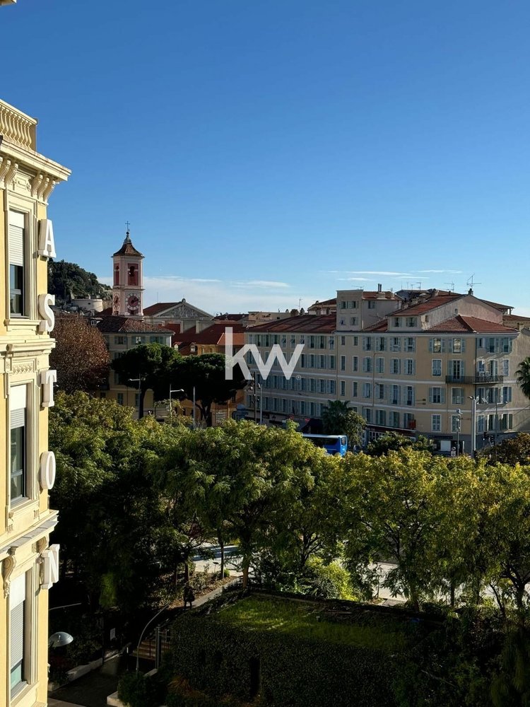 Property photo in Carre d'Argent