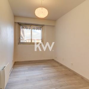 Property in Carre d'Argent