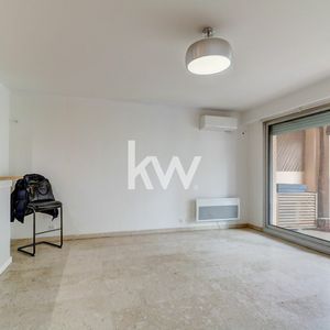 Property in Carre d'Argent