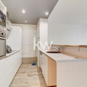 Property in Carre d'Argent