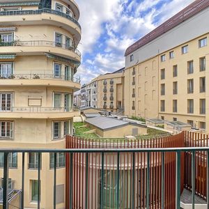 Property in Carre d'Argent