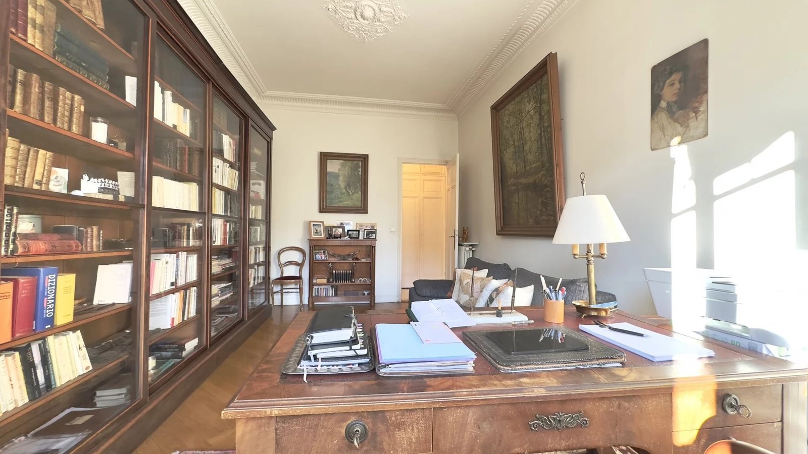 Property photo in Carre d'Or