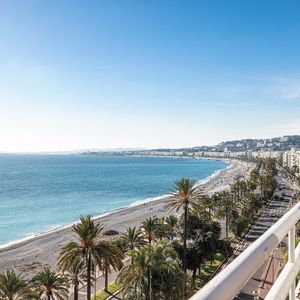 Property in Carre d'Or