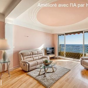 Property in Carre d'Or