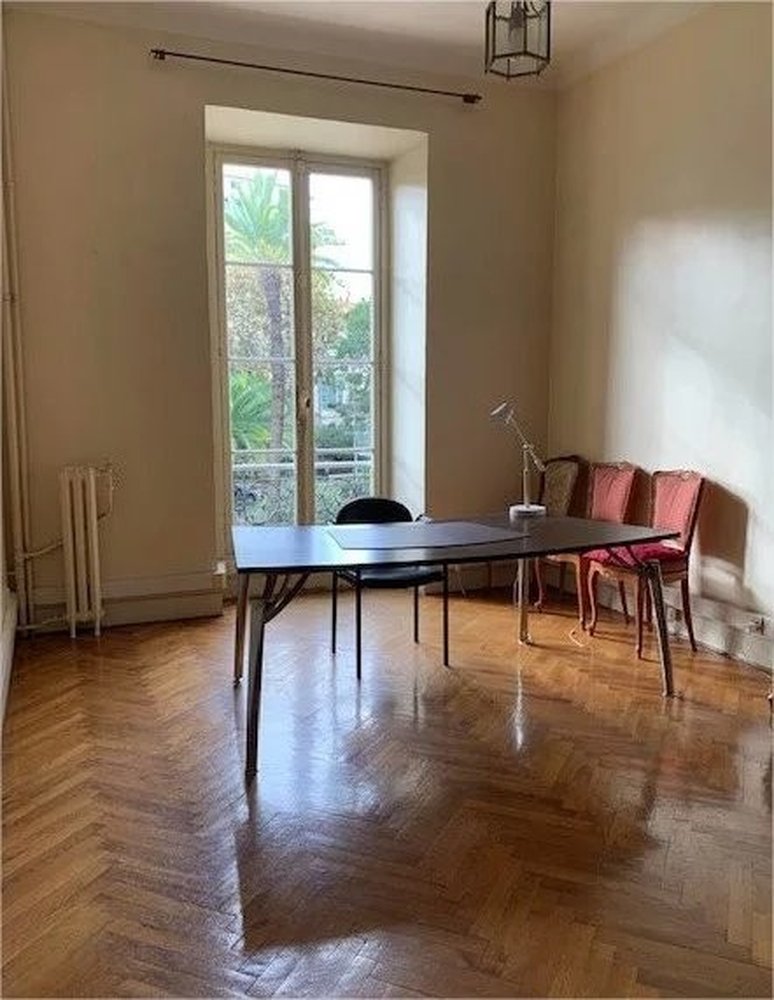 Property photo in Carre d'Or