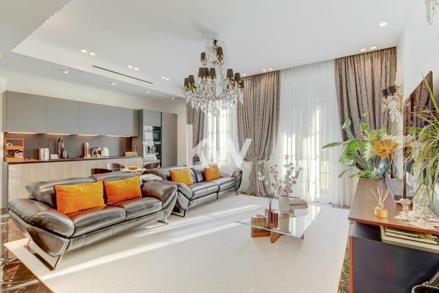 Property photo in Carre d'Or