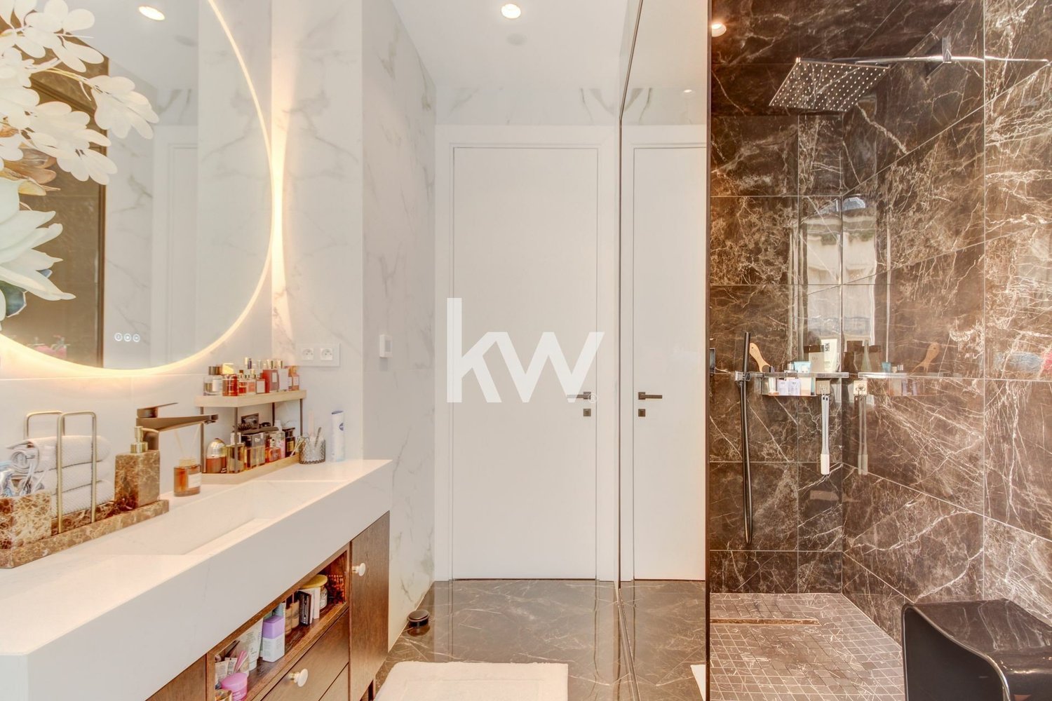 Property photo in Carre d'Or