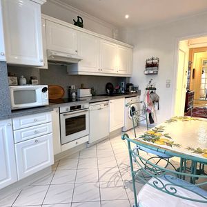 Property in Carre d'Or