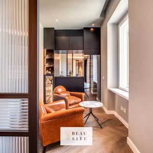 Property in Carre d'Or