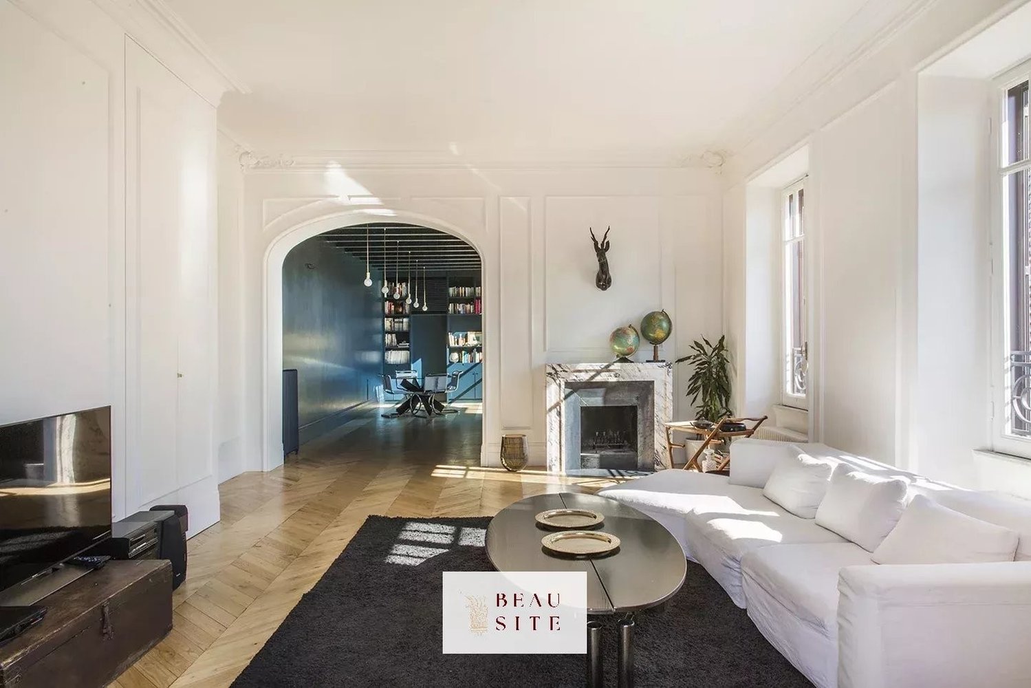 Property photo in Carre d'Or