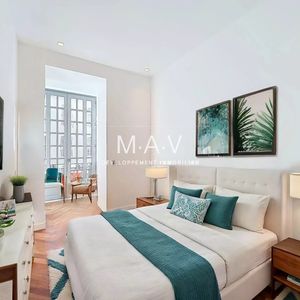 Property in Carre d'Or