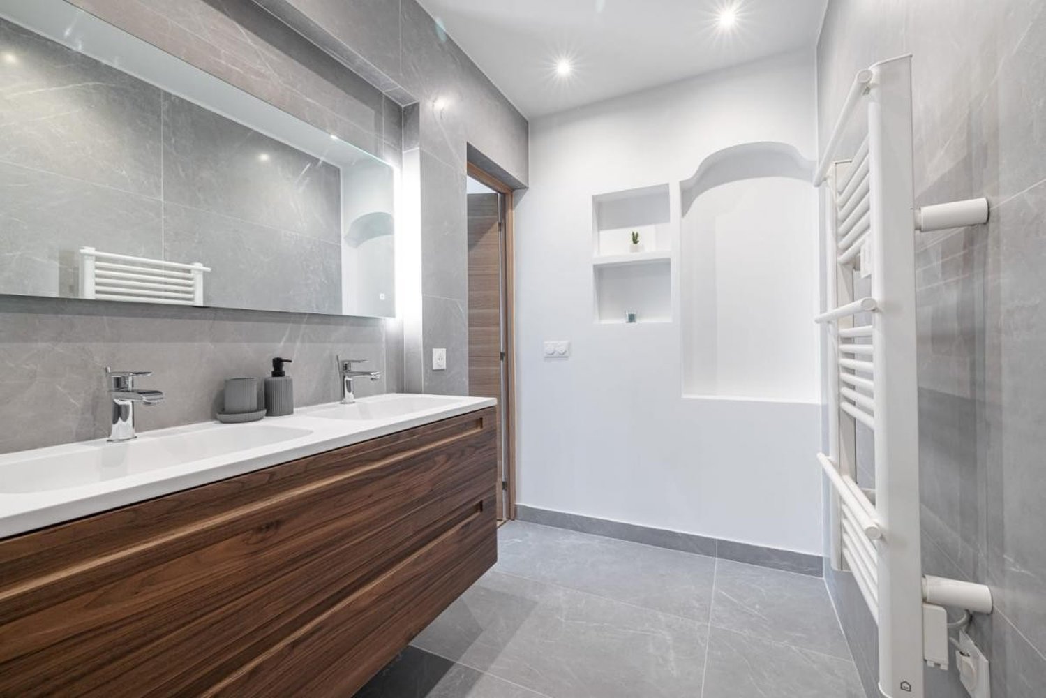 Property photo in Musicians Quarter