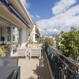 Property in Musicians Quarter