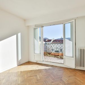 Property in Musicians Quarter