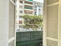 Thumbnail photo