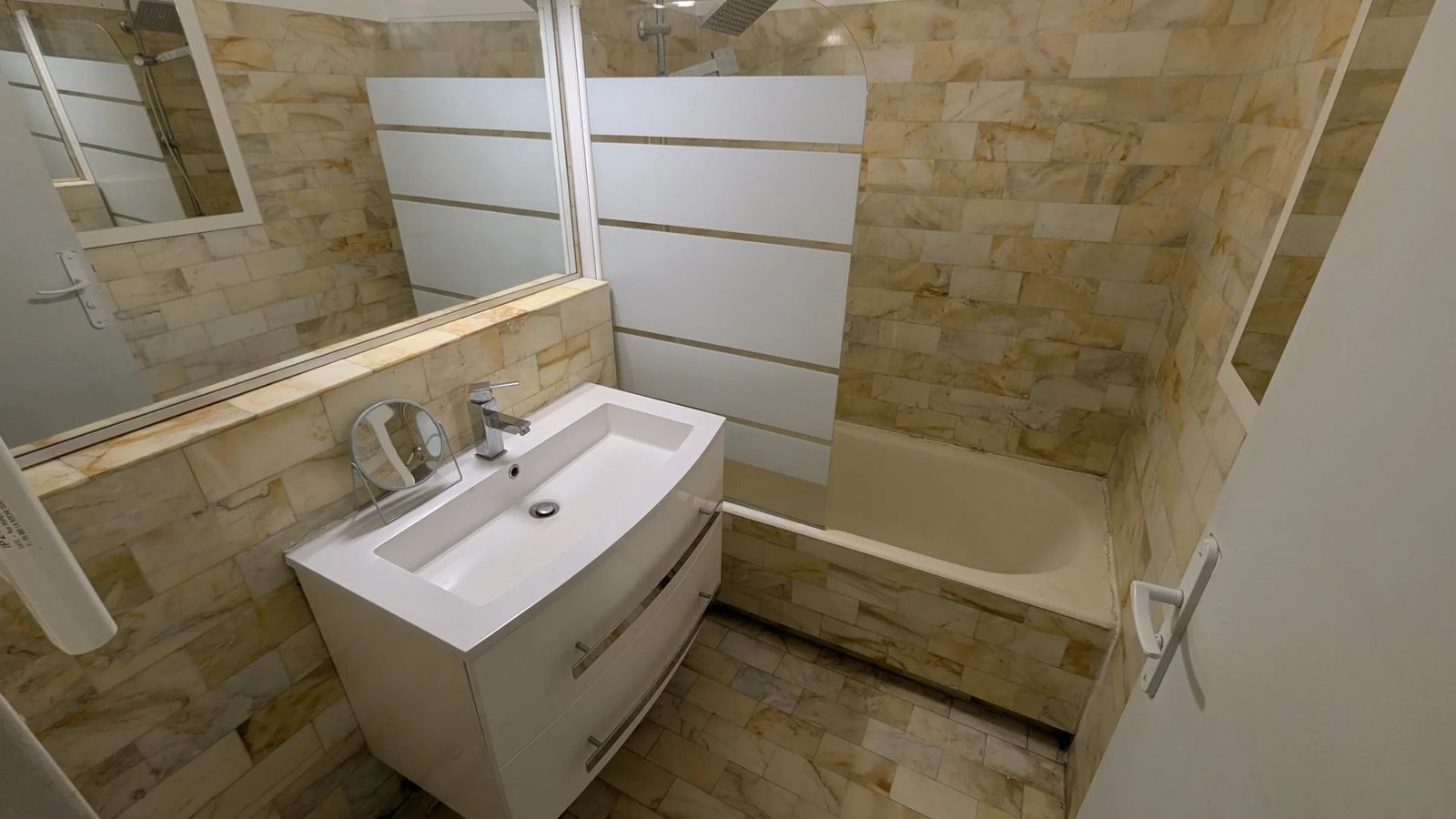 Property photo in Port