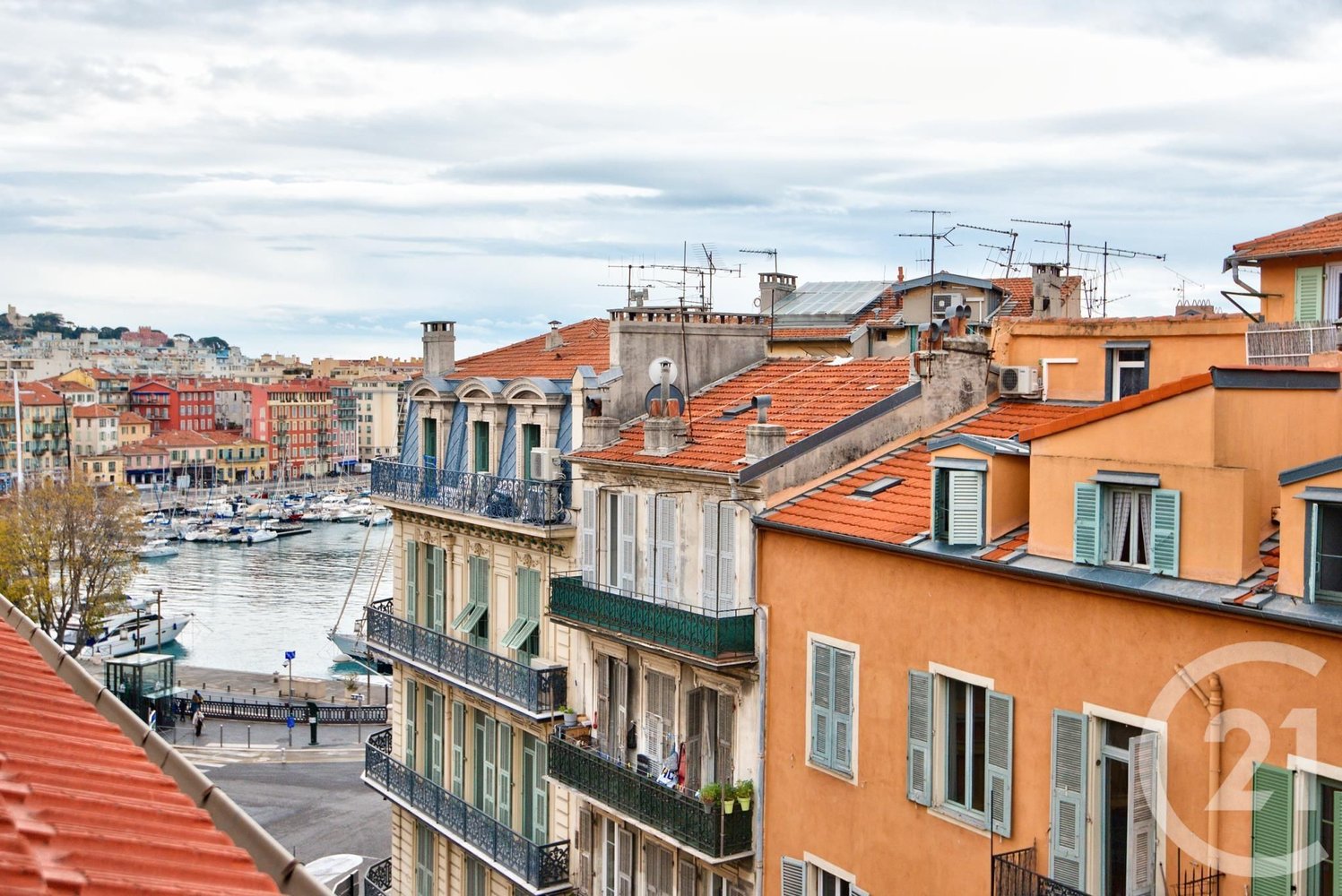 Property photo in Port