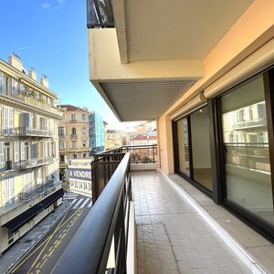 Property in Carre d'Argent