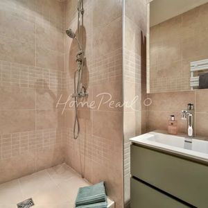 Property in Carre d'Argent