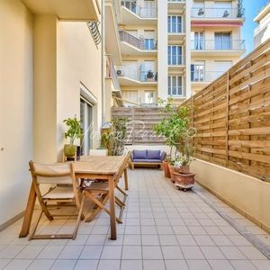 Property in Carre d'Argent