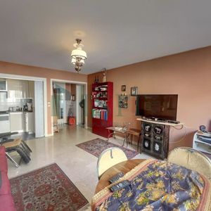 Property in Carre d'Argent