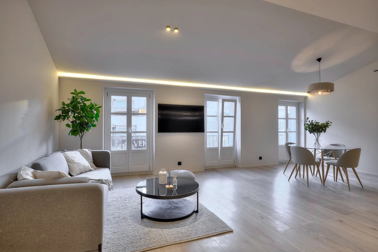 Property photo in Carre d'Argent