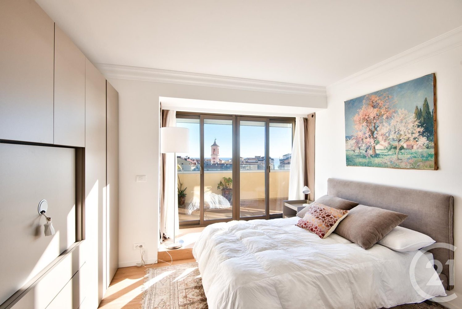 Property photo in Carre d'Argent