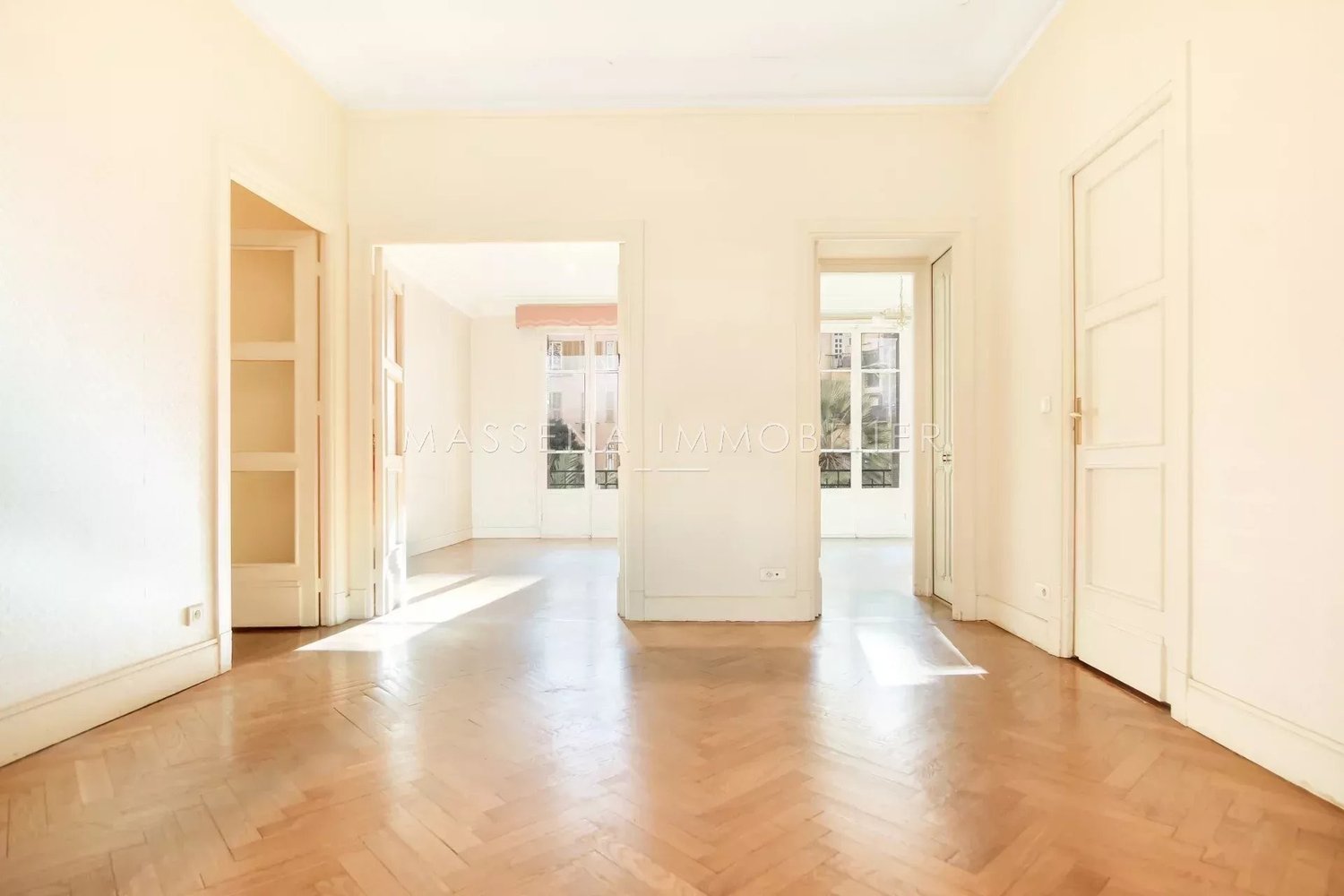 Property photo in Carre d'Argent