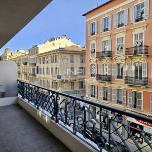 Property in Carre d'Argent