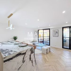 Property in Carre d'Argent