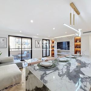 Property in Carre d'Argent