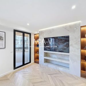 Property in Carre d'Argent