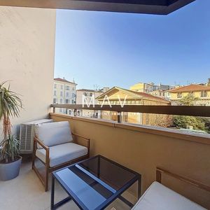 Property in Carre d'Argent