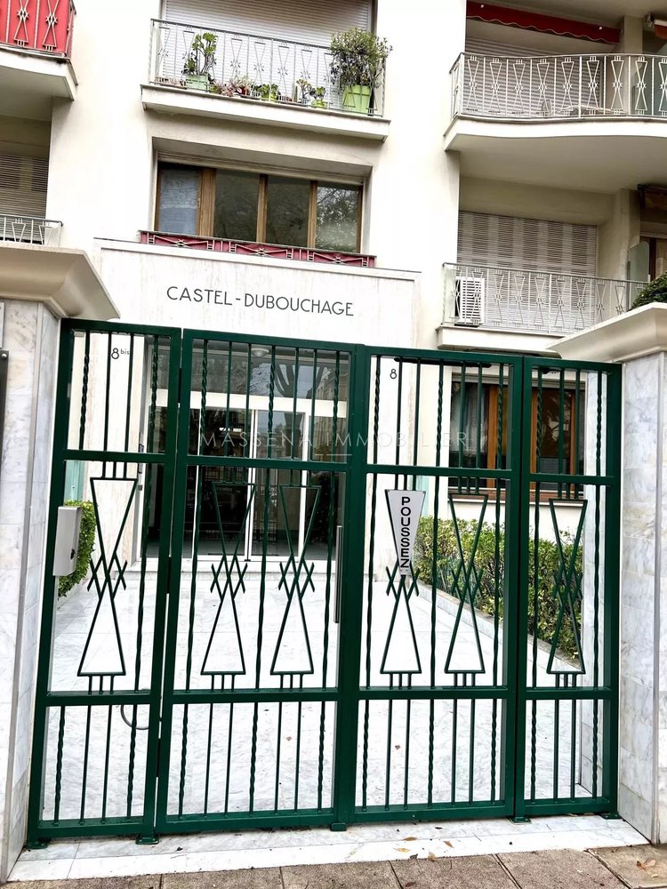 Property photo in Carre d'Argent