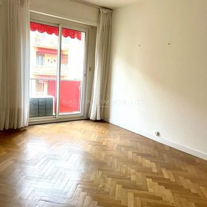 Property in Carre d'Argent