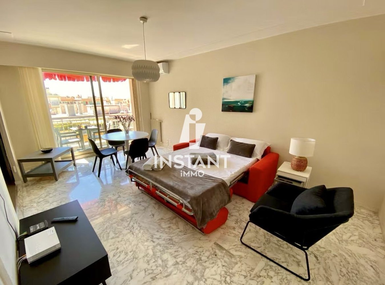 Property photo in Carre d'Or