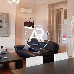 Property in Carre d'Or