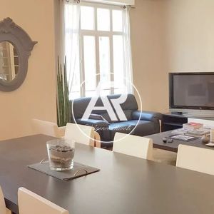Property in Carre d'Or