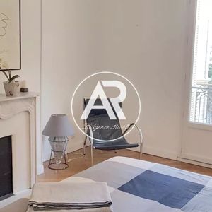 Property in Carre d'Or